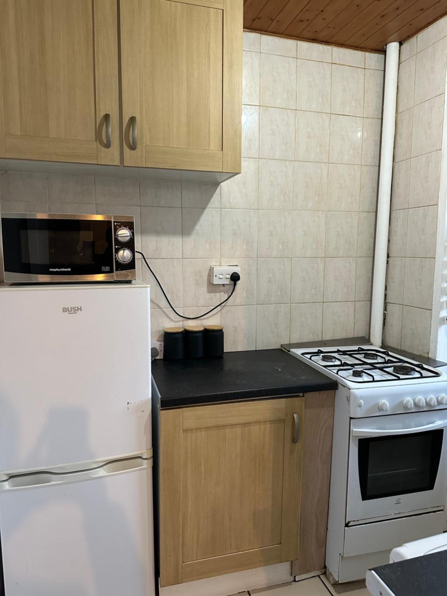 1 Bedroom Flat In Whitechapel, London Exteriör bild
